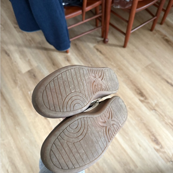 Sam Edelman Talia Velcro Sneaker Midnight Blue/Suede - Picture 8 of 8